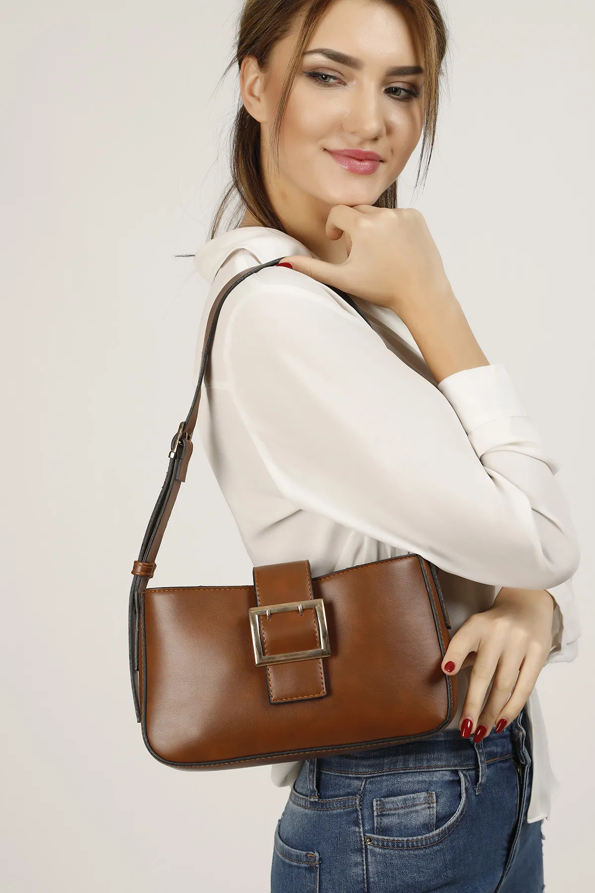 Женская сумка через плечо baguette с магнитной застежкой и пряжкой - цвет загара shk bag#2