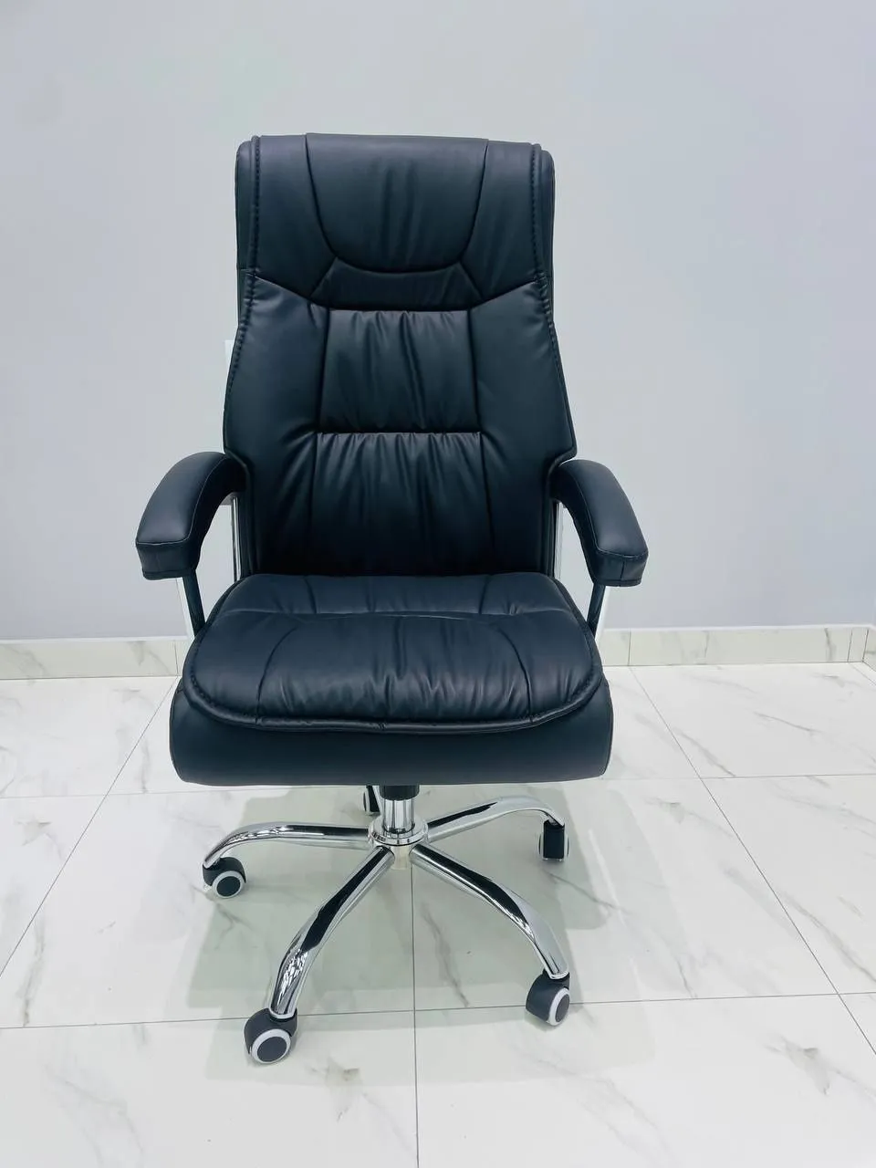 Кресло офисное для руководителя S 42#1