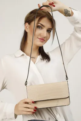 Женская сумка через плечо baguette с клапаном - кремовый shk bag