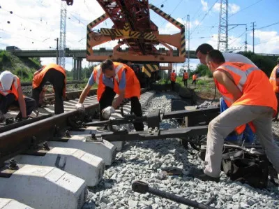 Услуги по строительству, ремонту и обслуживанию железнодорожных путей